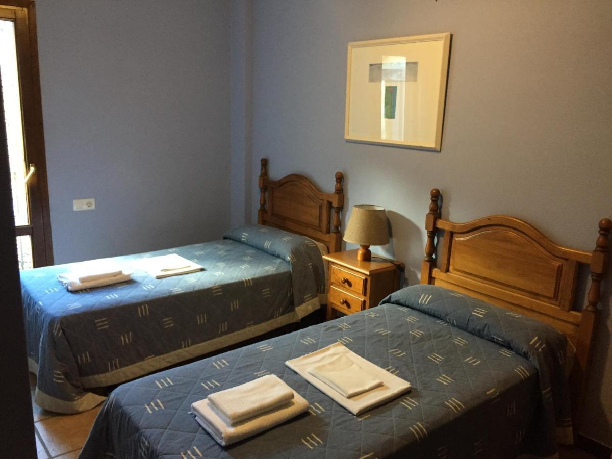 Apartamentos Turisticos San Juan De La Pena Santa Cruz de la Serós エクステリア 写真